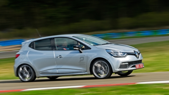 Test Drive Renault Clio RS on the race track